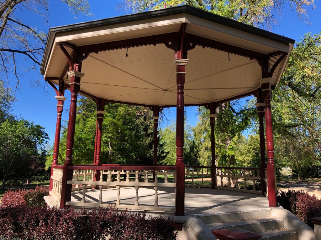20191020-9.32_Orange_Cook-Park3_Bandstand1