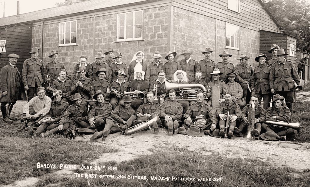 19190624_AIF_VAD-Band_phot16531