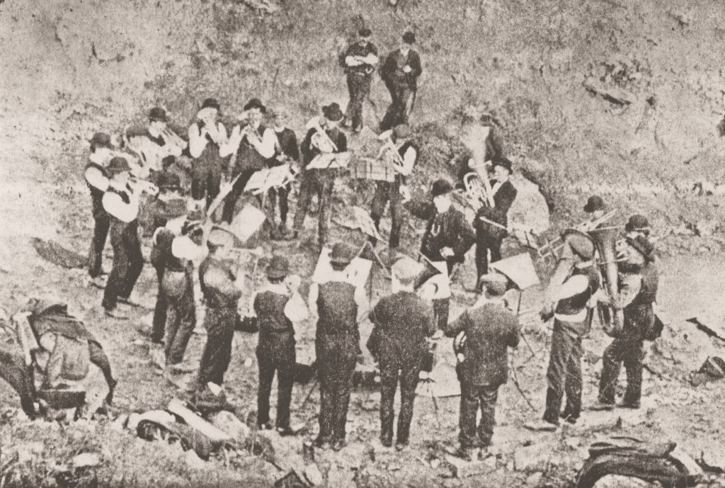 19060000_Collingwood-Band-Quarry_phot19034